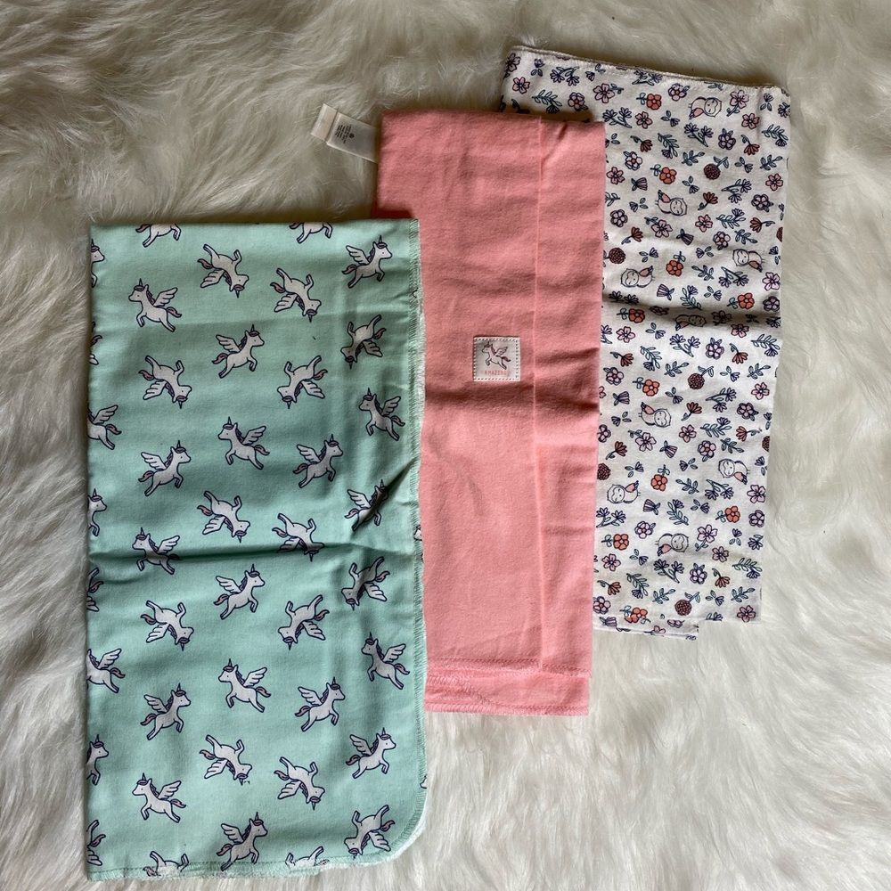 Swaddle blankets